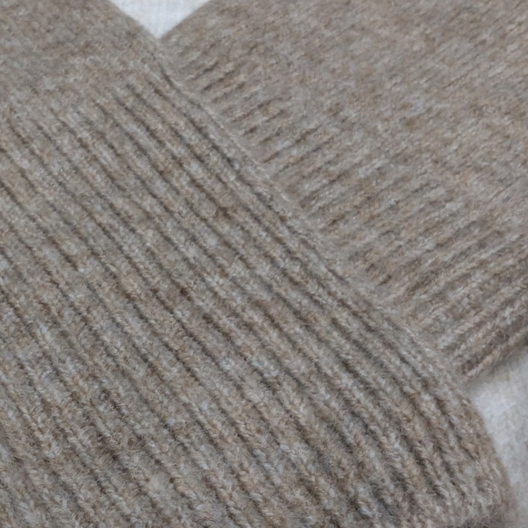 Vince Camuto Colorblock Cream and Tan Sweater - Picture 8 of 11